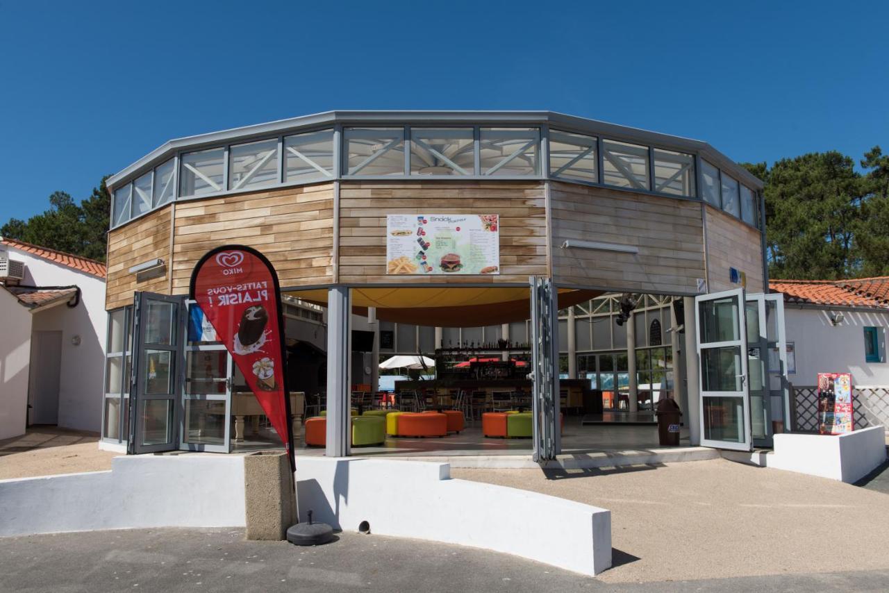 Hotel Camping Les Chouans Saint-Hilaire-de-Riez Exterior foto