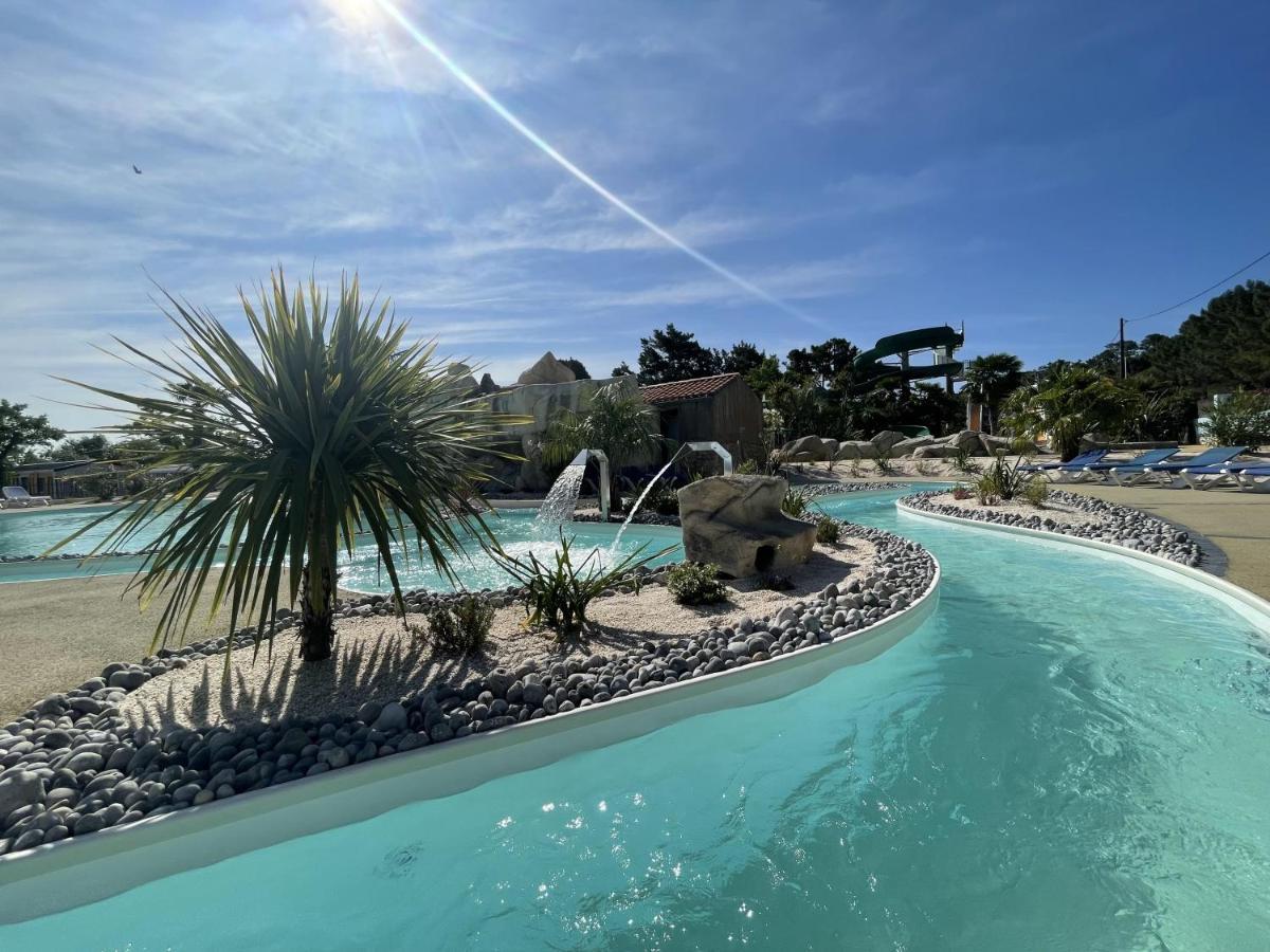 Hotel Camping Les Chouans Saint-Hilaire-de-Riez Exterior foto
